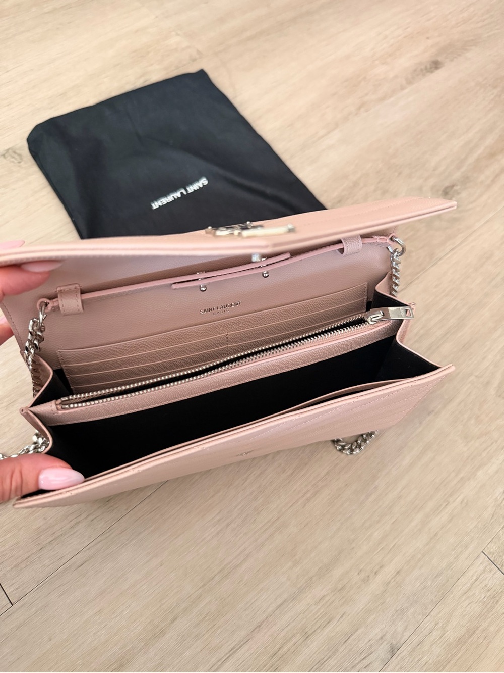 LIKE NEW YSL Saint Laurent monogram chain wallet blush pink - Picture 6 of 8